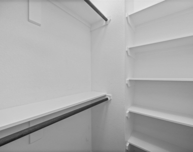 7418 Mount Street - Photo Thumbnail 15