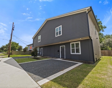 7418 Mount Street - Photo Thumbnail 30