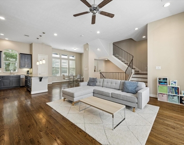 4220 Dickson Street - Photo Thumbnail 2