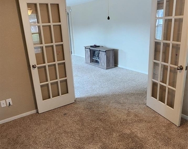 8830 Summerset Meadow Court - Photo Thumbnail 19