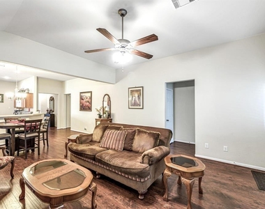 3203 Dale Ridge Trail - Photo Thumbnail 15