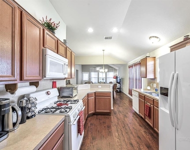 3203 Dale Ridge Trail - Photo Thumbnail 6