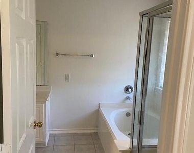 2926 Loganberry Park Lane - Photo Thumbnail 7