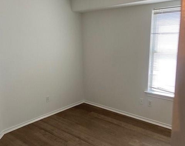 2926 Loganberry Park Lane - Photo Thumbnail 12