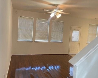 2926 Loganberry Park Lane - Photo Thumbnail 4