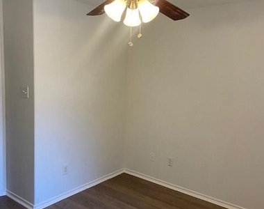 2926 Loganberry Park Lane - Photo Thumbnail 13