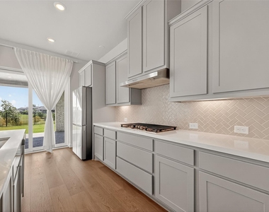 4906 Tanyard Manor Drive - Photo Thumbnail 12