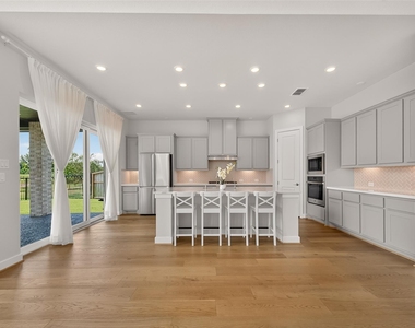 4906 Tanyard Manor Drive - Photo Thumbnail 10