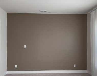 4906 Tanyard Manor Drive - Photo Thumbnail 24