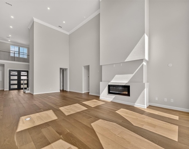 4906 Tanyard Manor Drive - Photo Thumbnail 2