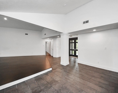 4126 Pecan Bend Drive - Photo Thumbnail 18