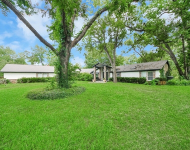 4126 Pecan Bend Drive - Photo Thumbnail 4