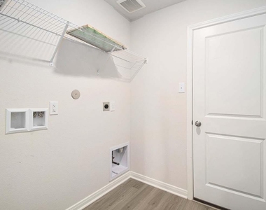 11423 Prairie Walk Drive - Photo Thumbnail 12