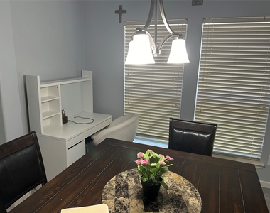 5007 Bridgecrossing Court - Photo Thumbnail 11