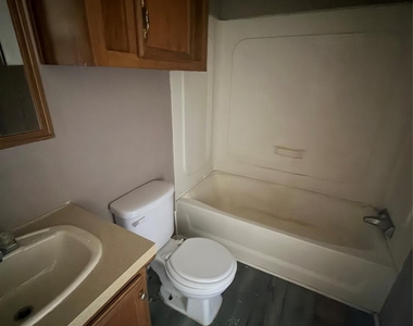 24610 E Needham Road - Photo Thumbnail 5