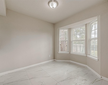 635 Tarpaulin Way - Photo Thumbnail 7