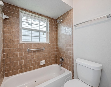 635 Tarpaulin Way - Photo Thumbnail 15