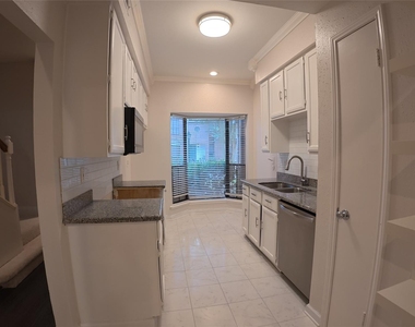 12550 Piping Rock Drive - Photo Thumbnail 6