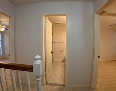 12550 Piping Rock Drive - Photo Thumbnail 10