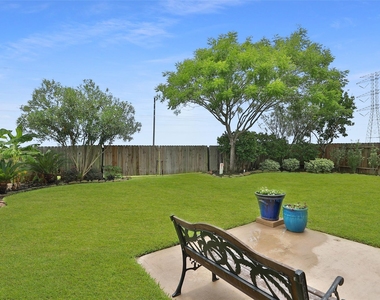 9603 Red Rugossa Drive - Photo Thumbnail 40