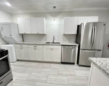 1406 Oakdale Street - Photo Thumbnail 7