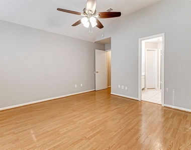 23922 Spring Dane Drive - Photo Thumbnail 4