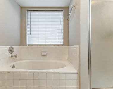 23922 Spring Dane Drive - Photo Thumbnail 7