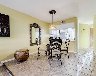 930 Rutland Street - Photo Thumbnail 7