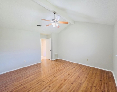 13438 Nevermore Drive - Photo Thumbnail 15
