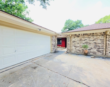 13438 Nevermore Drive - Photo Thumbnail 2