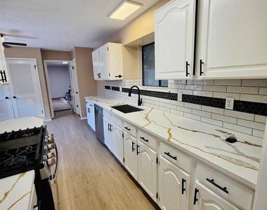 13438 Nevermore Drive - Photo Thumbnail 10