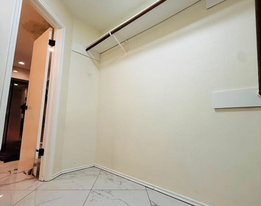 13438 Nevermore Drive - Photo Thumbnail 23