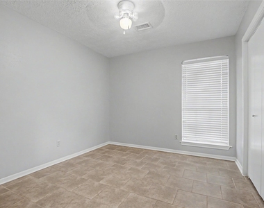 3519 Saratoga Drive - Photo Thumbnail 14