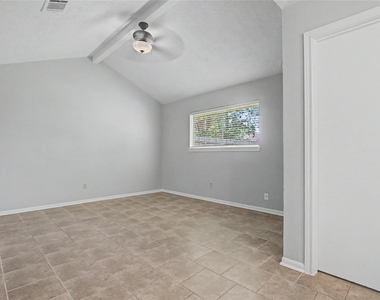 3519 Saratoga Drive - Photo Thumbnail 7