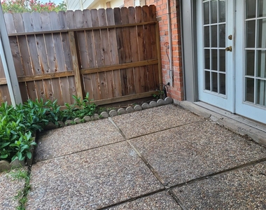 14389 Misty Meadow Lane - Photo Thumbnail 18
