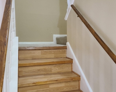 14389 Misty Meadow Lane - Photo Thumbnail 11