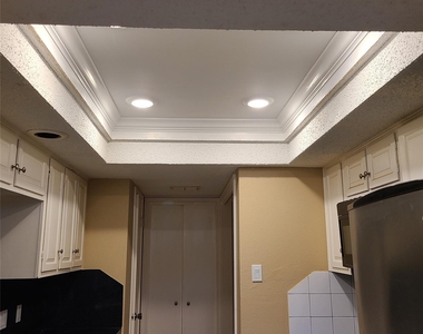14389 Misty Meadow Lane - Photo Thumbnail 4