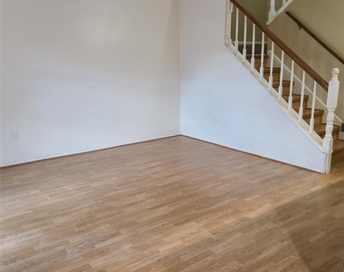 14389 Misty Meadow Lane - Photo Thumbnail 7