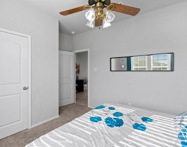 4115 Magliana Lane - Photo Thumbnail 9