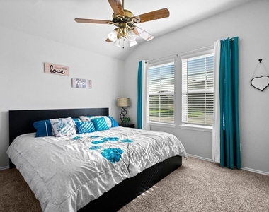 4115 Magliana Lane - Photo Thumbnail 8