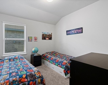 4115 Magliana Lane - Photo Thumbnail 13