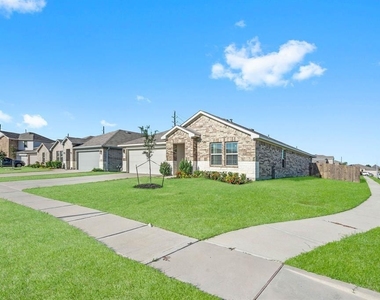 4115 Magliana Lane - Photo Thumbnail 3
