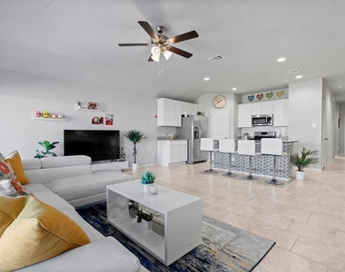 4115 Magliana Lane - Photo Thumbnail 23