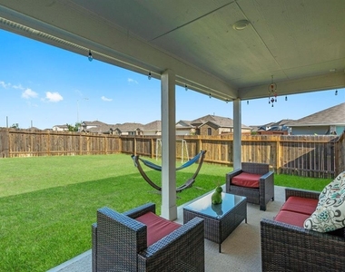 4115 Magliana Lane - Photo Thumbnail 30