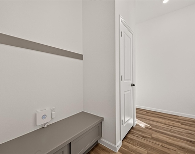 5558 Amber Brook Lane - Photo Thumbnail 10