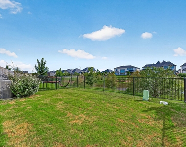 5558 Amber Brook Lane - Photo Thumbnail 40