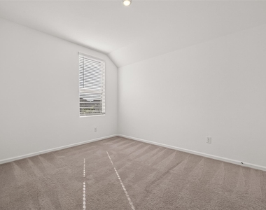 5558 Amber Brook Lane - Photo Thumbnail 32