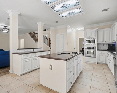 2515 Masters Drive - Photo Thumbnail 10