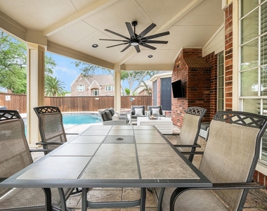 2515 Masters Drive - Photo Thumbnail 34