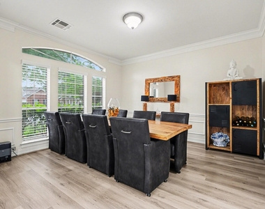 2515 Masters Drive - Photo Thumbnail 4